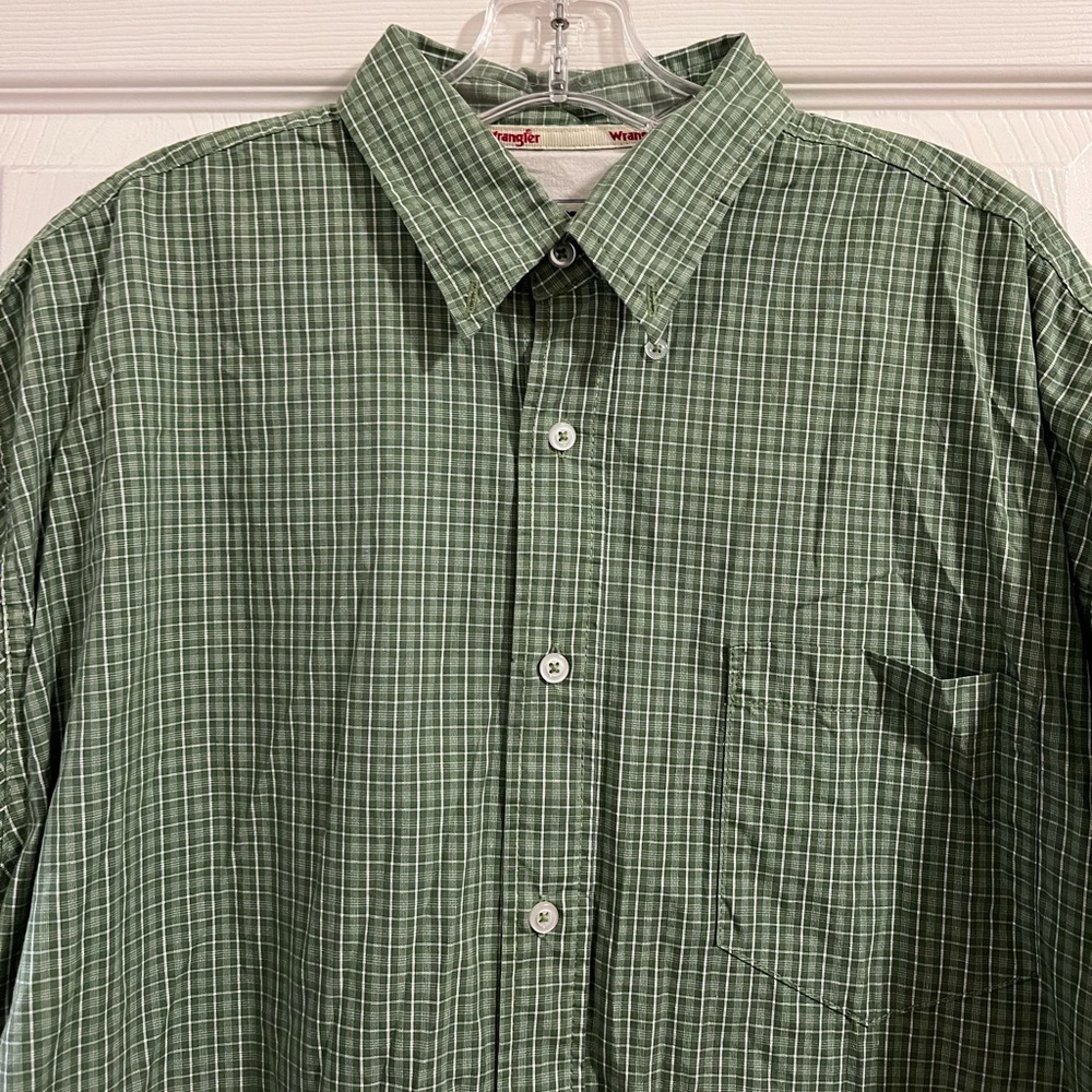Wrangler | Button-Down - Picture 3 of 3